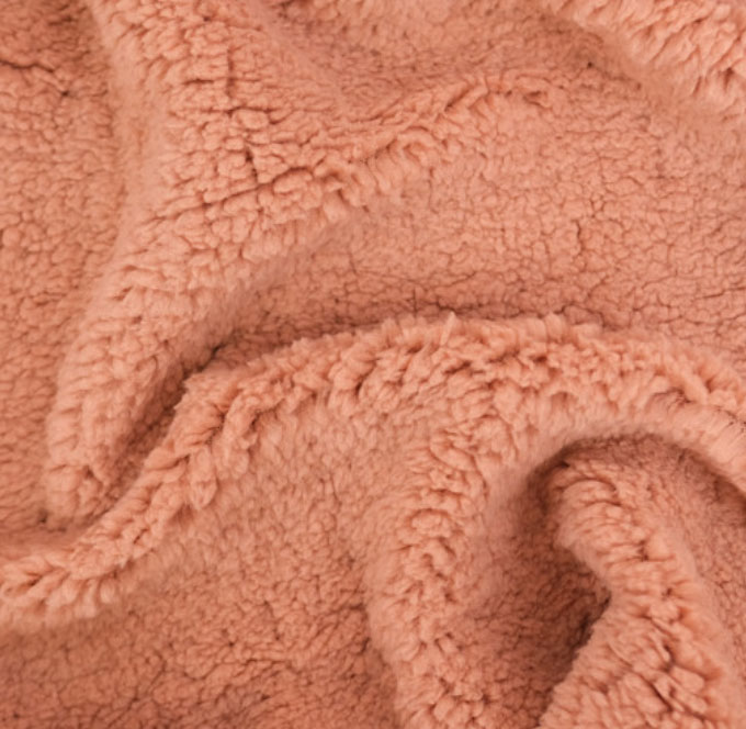 charles-et-célestine-tissu-sherpa-marsala